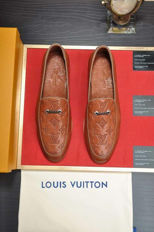 Picture of Louis Vuitton Shoes _SKULVsz38-45mnf050614283